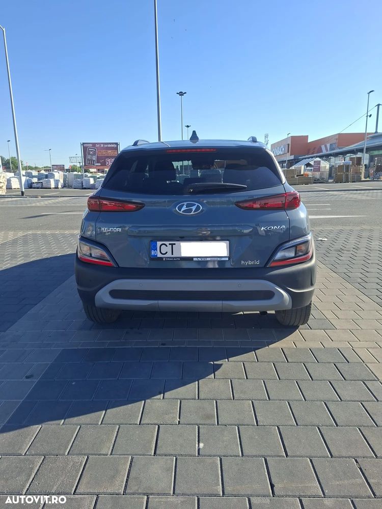Hyundai KONA - 4