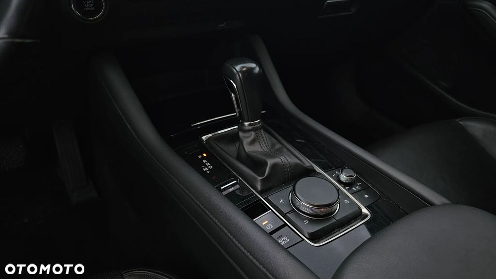 Mazda 3 2.0 mHEV AWD Hikari - 27