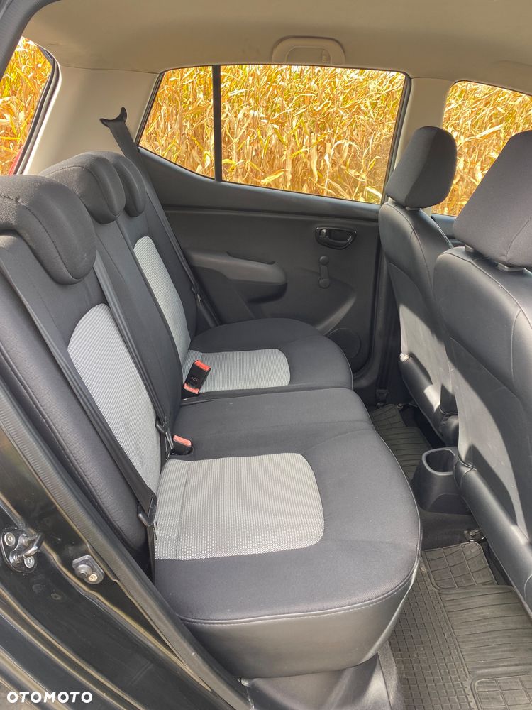 Hyundai i10 - 12
