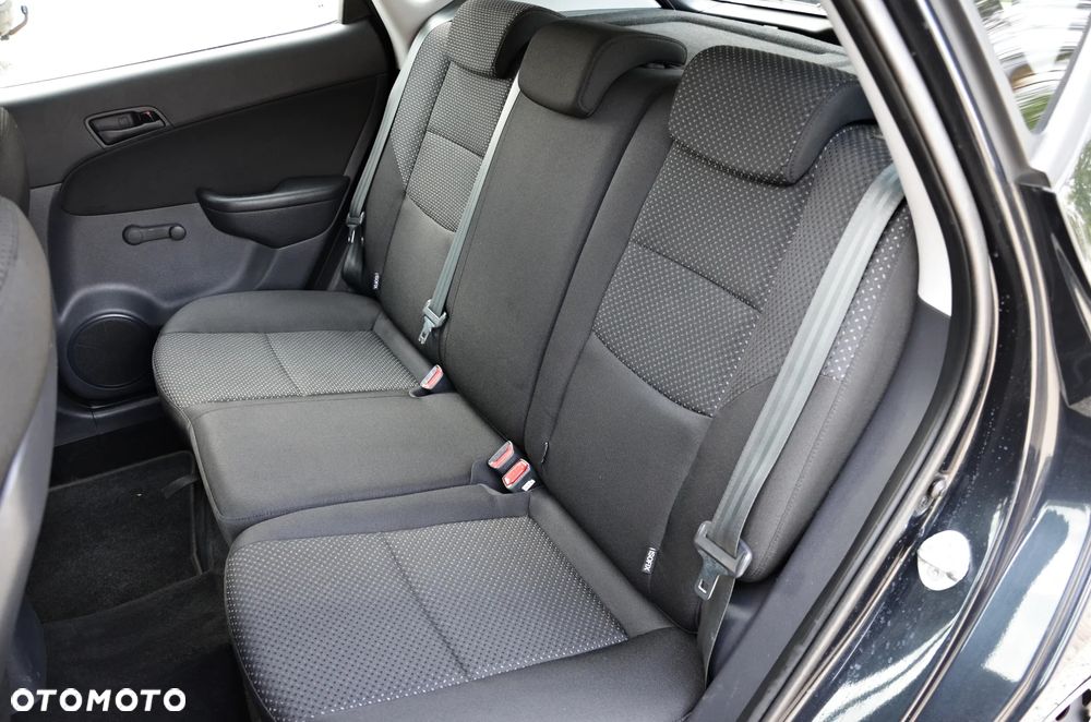 Hyundai i30 1.4 Classic + EU5 - 10