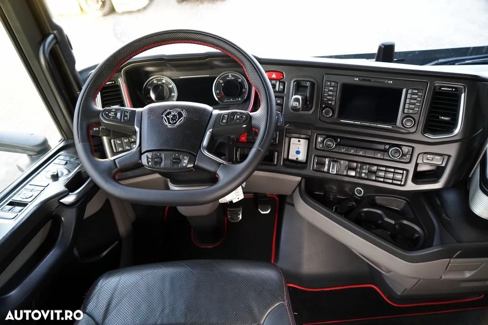 Scania S 580 / V8 / EDIȚIE LIMITATĂ ORIGINALĂ / NR. 010 / RETARDER / I-PARK COOL / AER COMPLET MATIC / PIELE / EXPRESS / - 27