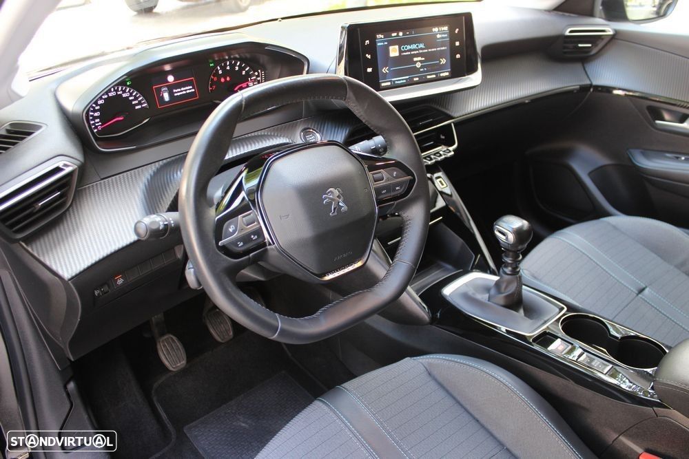 Peugeot 208 1.2 PureTech Allure - 15
