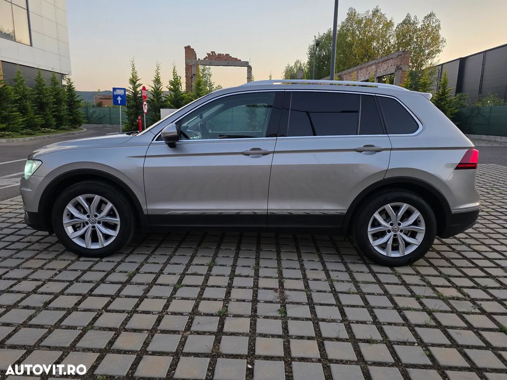 Volkswagen Tiguan 2.0 TDI 4Mot DSG Highline - 9