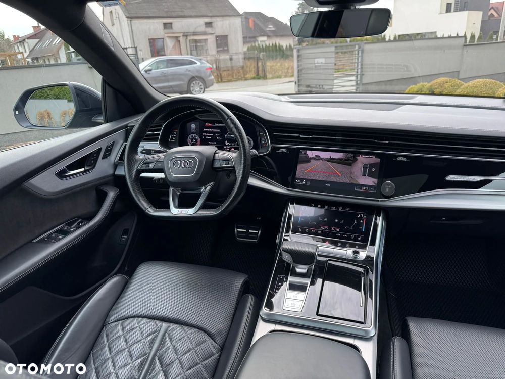 Audi Q8 - 6