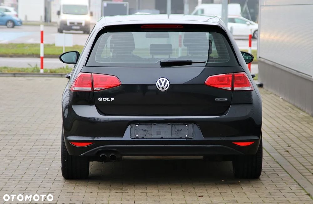 Volkswagen Golf - 11