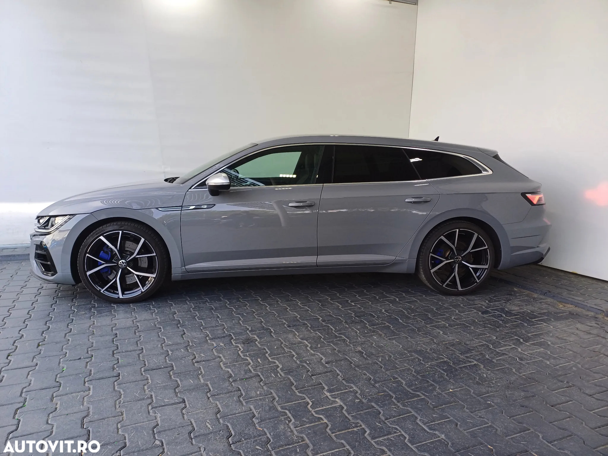 Volkswagen ARTEON 2.0 TSI 4Motion DSG R - 2
