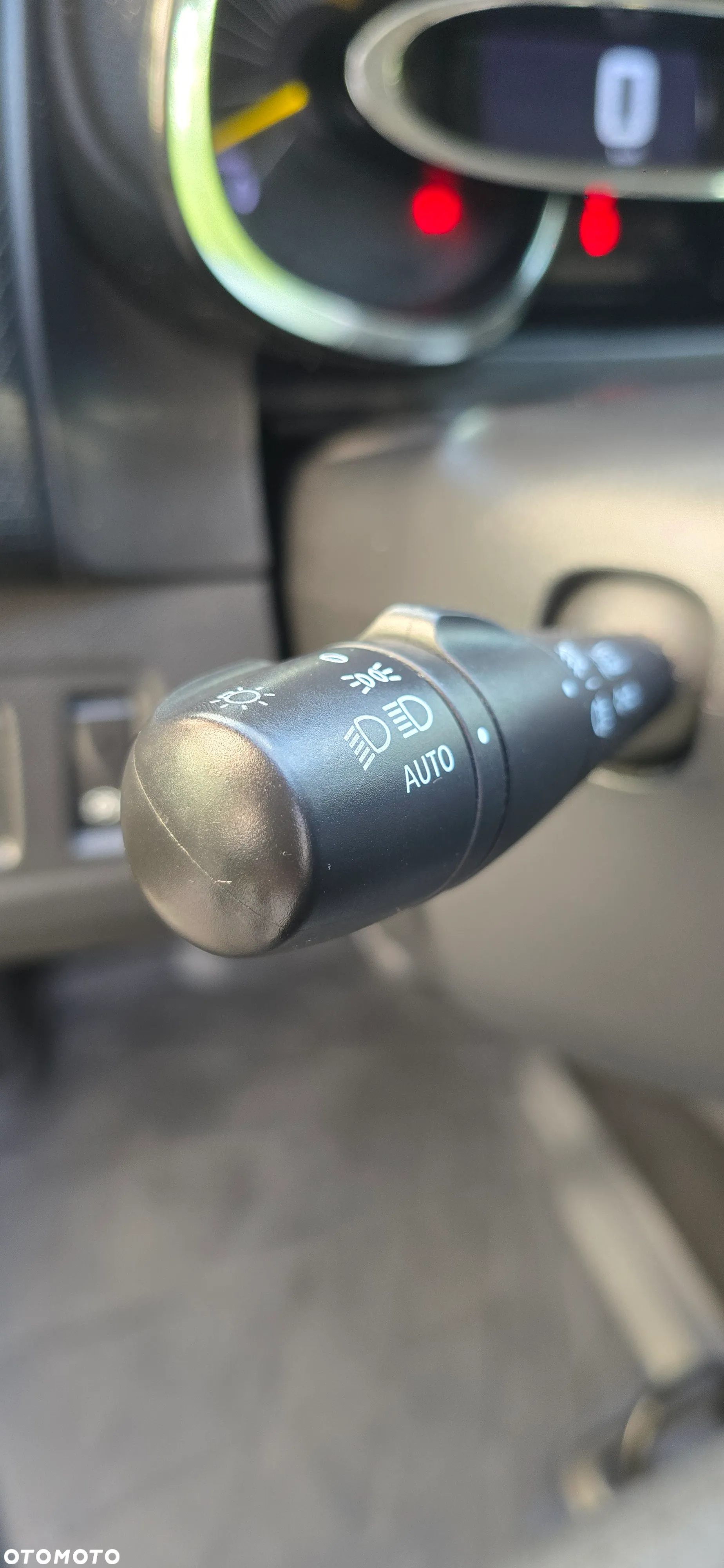 Renault Clio 0.9 Energy TCe Business EU6 - 17