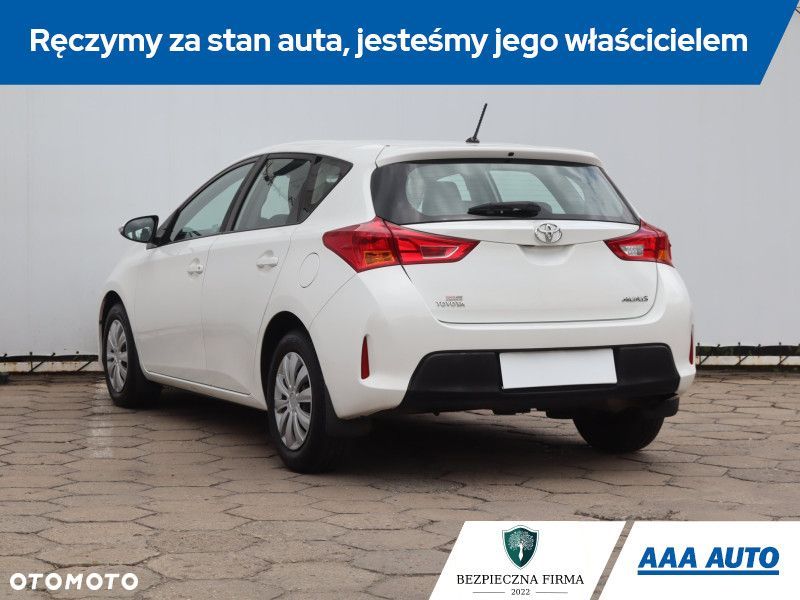 Toyota Auris - 6