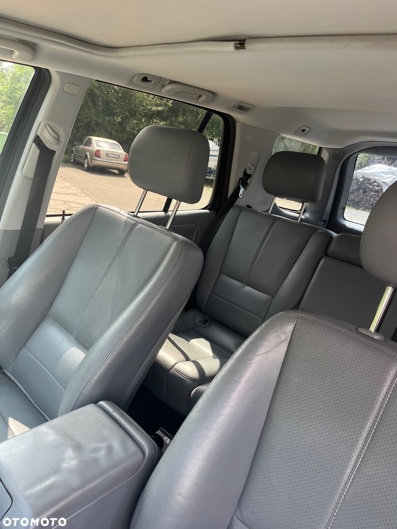 Mercedes-Benz ML - 12