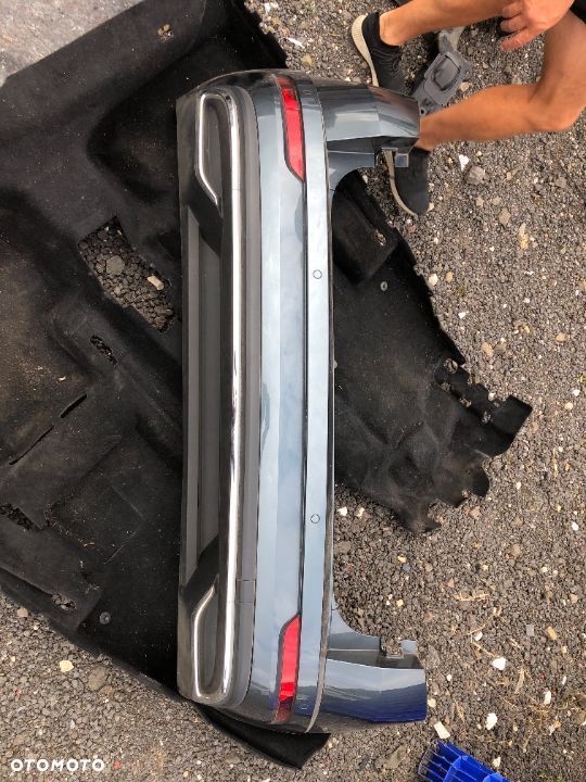 skoda karoq zderzak tył sport line pdc w kolor!! LF7Y