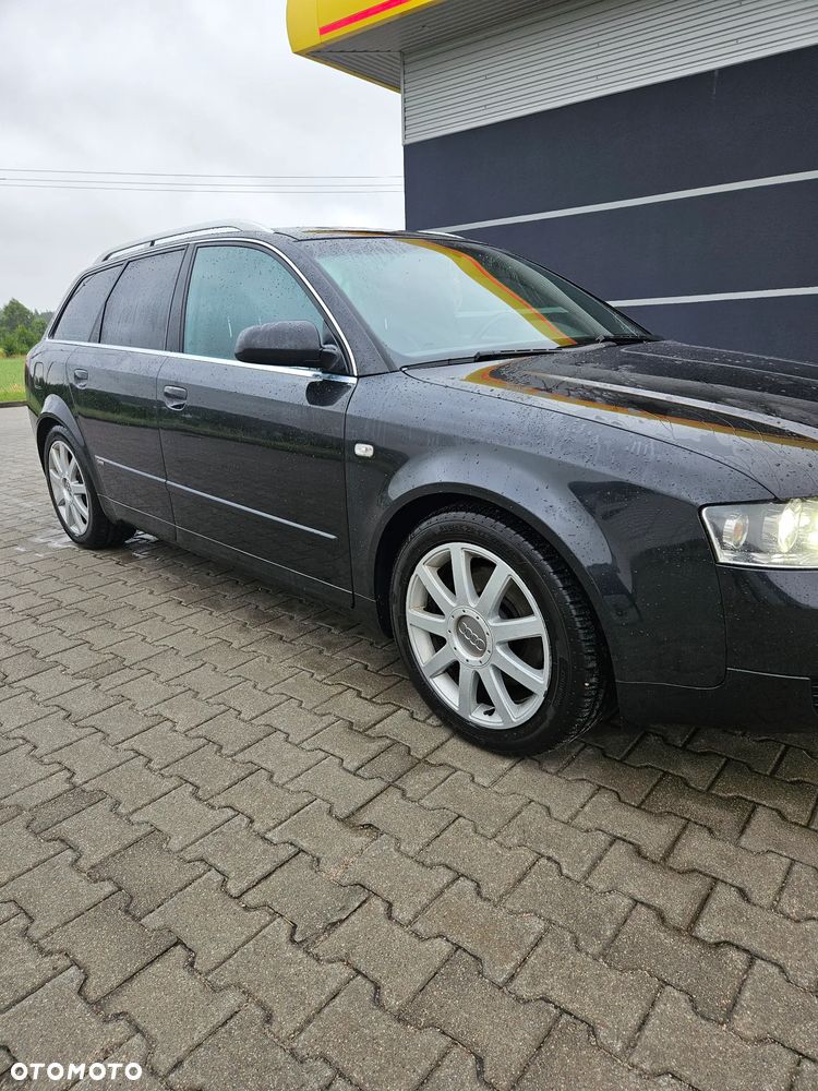 Audi A4 Limousine 1.8T Quattro - 1