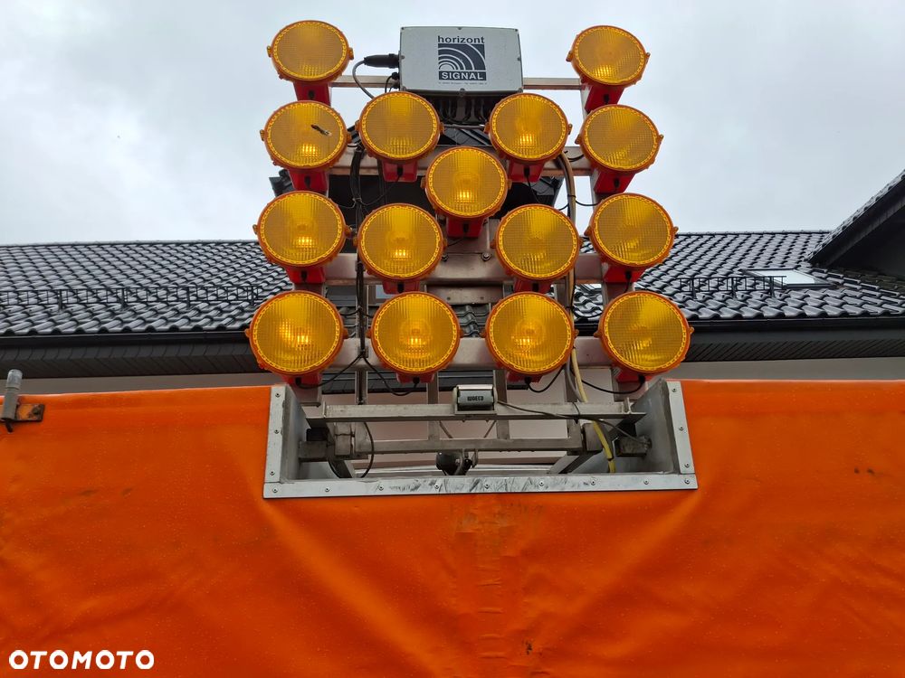 Iveco Daily 35-130 LIFT Doka Brygadówka Automat Hi Matic Plandeka Służba Drogowa Służba Autostradowa Hak Webasto Światła Ostrzegawcze Drogowy - 37