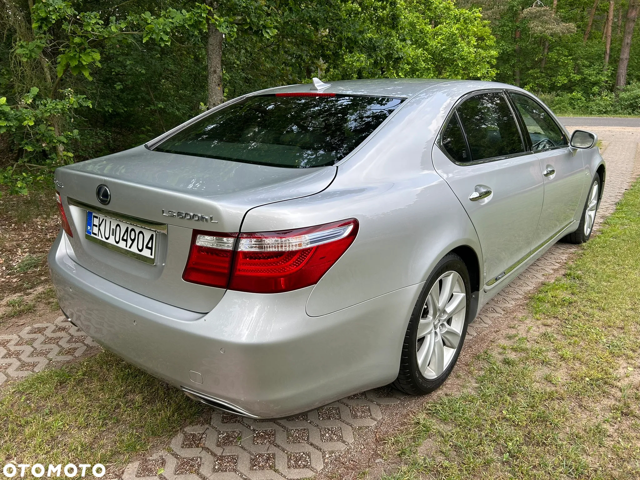 Lexus LS 600h L Prestige - 3