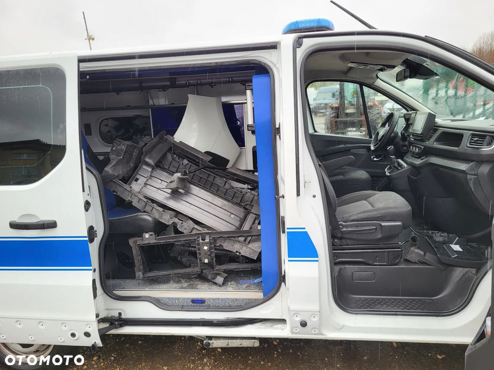 Renault Trafic - 26