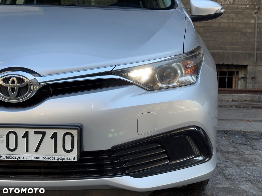 Toyota Auris - 3