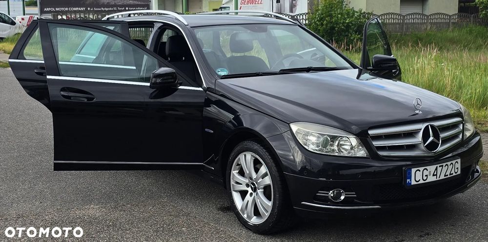 Mercedes-Benz Klasa C 180 CGI BlueEFFICIENCY Avantgarde - 14