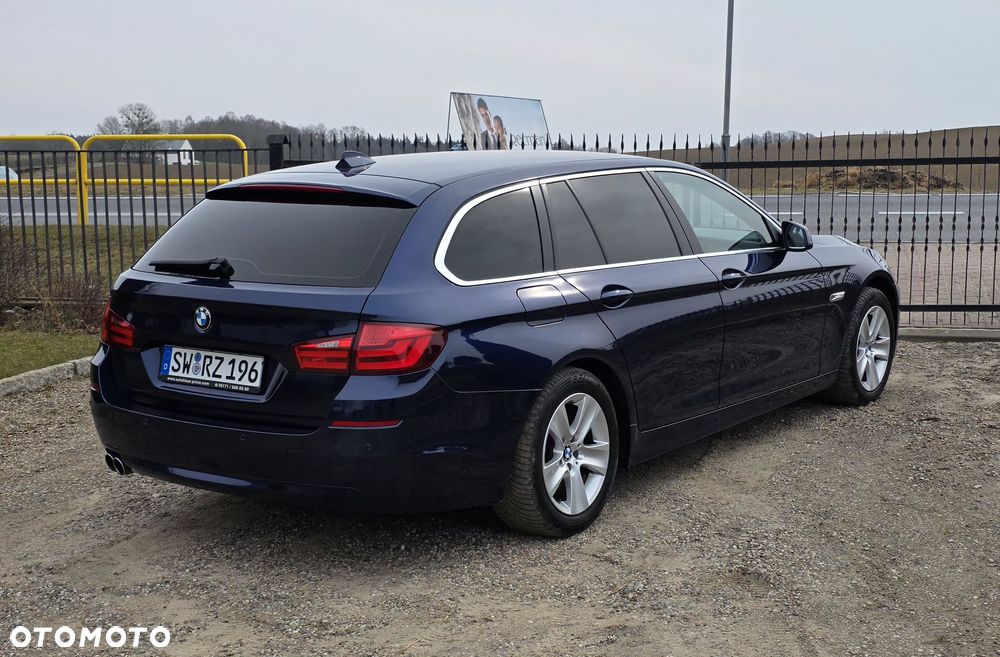 BMW Seria 5 520d BluePerformance - 12