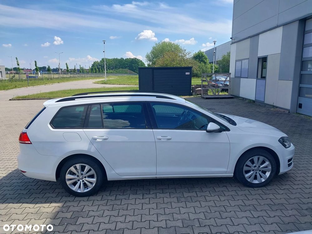 Volkswagen Golf 1.6 TDI BlueMotion Trendline - 8