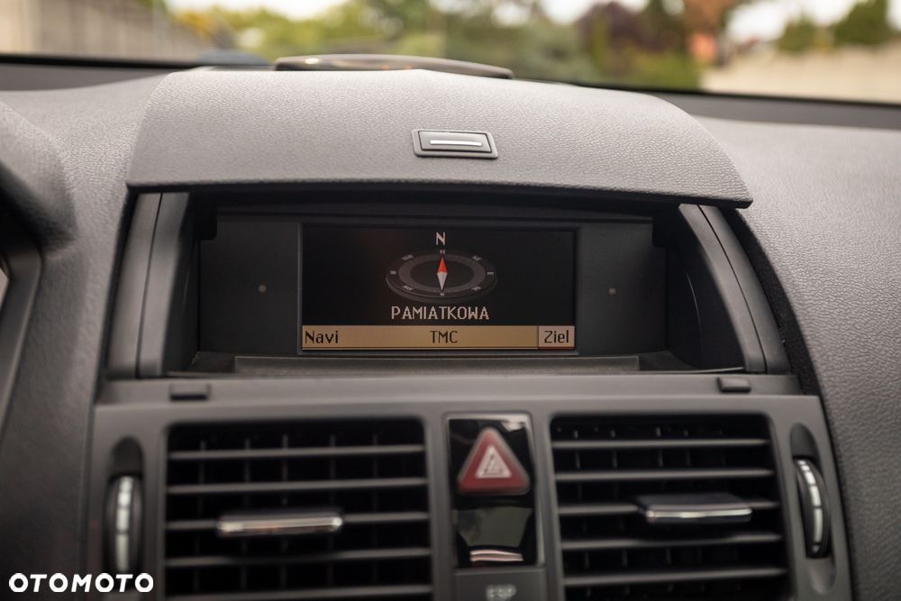 Mercedes-Benz Klasa C 180 Kompressor Automatik Avantgarde - 33