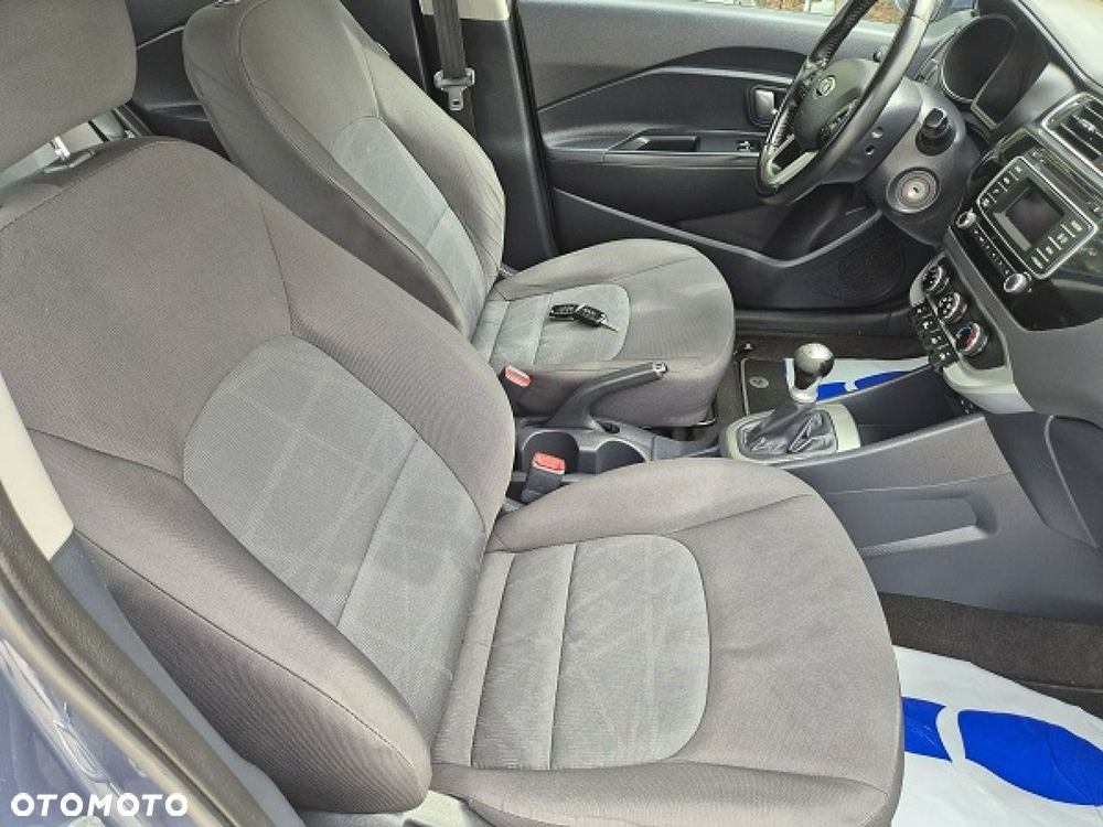 Kia Rio - 16