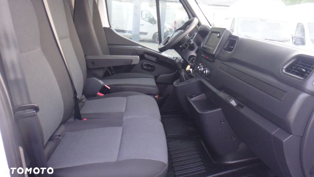 Renault Master - 11