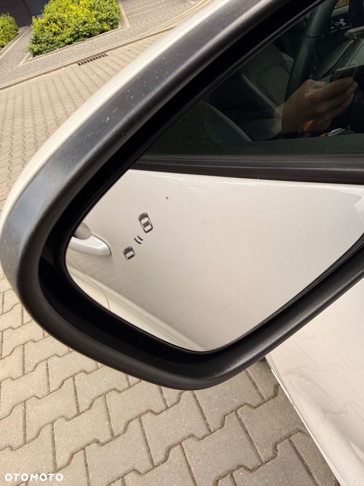 Ford Kuga 2.5P PHEV FWD ST-Line X - 33