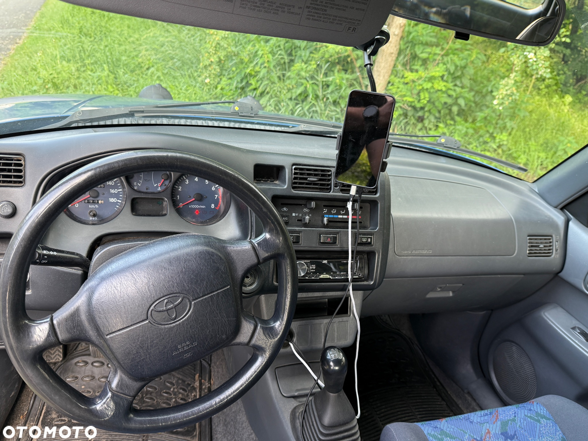 Toyota RAV4 - 7