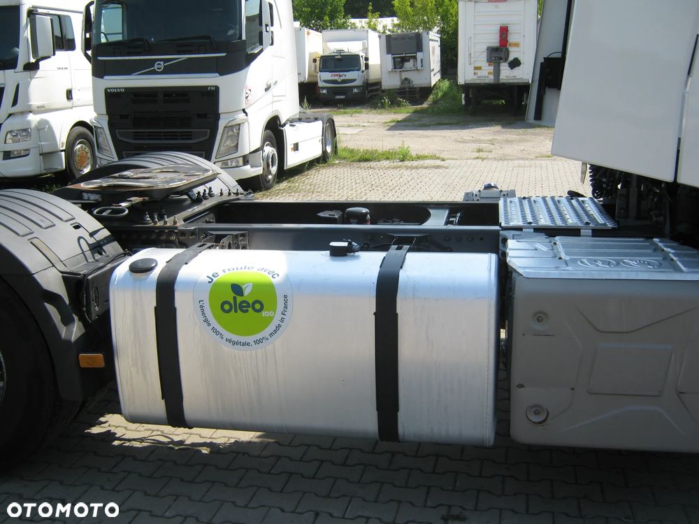 Renault T-480 SPROWADZONE - 4