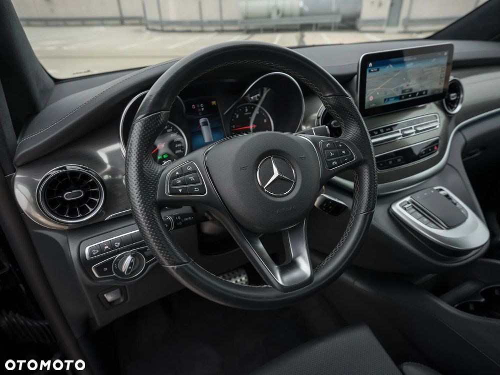 Mercedes-Benz Klasa V 300 d 4-Matic Exclusive 9G-Tronic (d³ugi) - 18