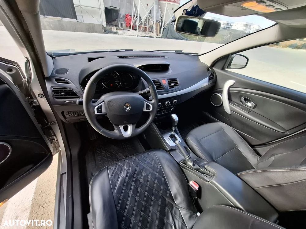 Renault Fluence 1.5dCi Dynamique EDC - 9