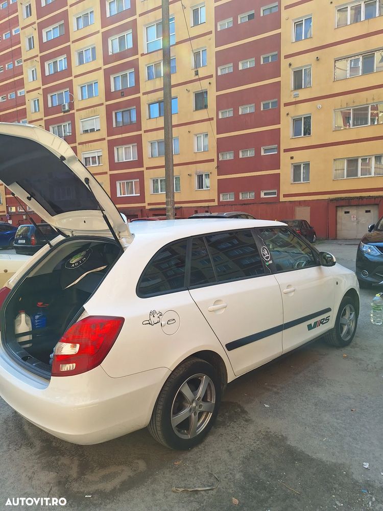 Skoda Fabia 1.6 Ambiente - 2