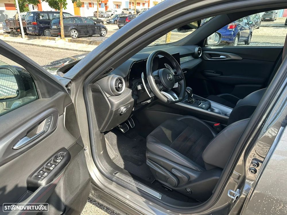 Alfa Romeo Tonale 1.5 Hybrid Edizione Speciale - 7