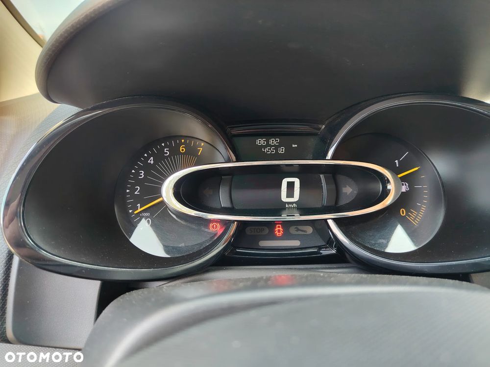 Renault Clio 1.2 16V Alize Euro5 - 1