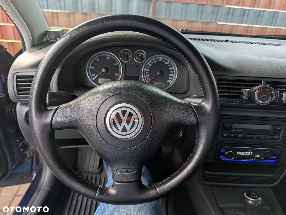 Volkswagen Passat 1.9 TDI - 26