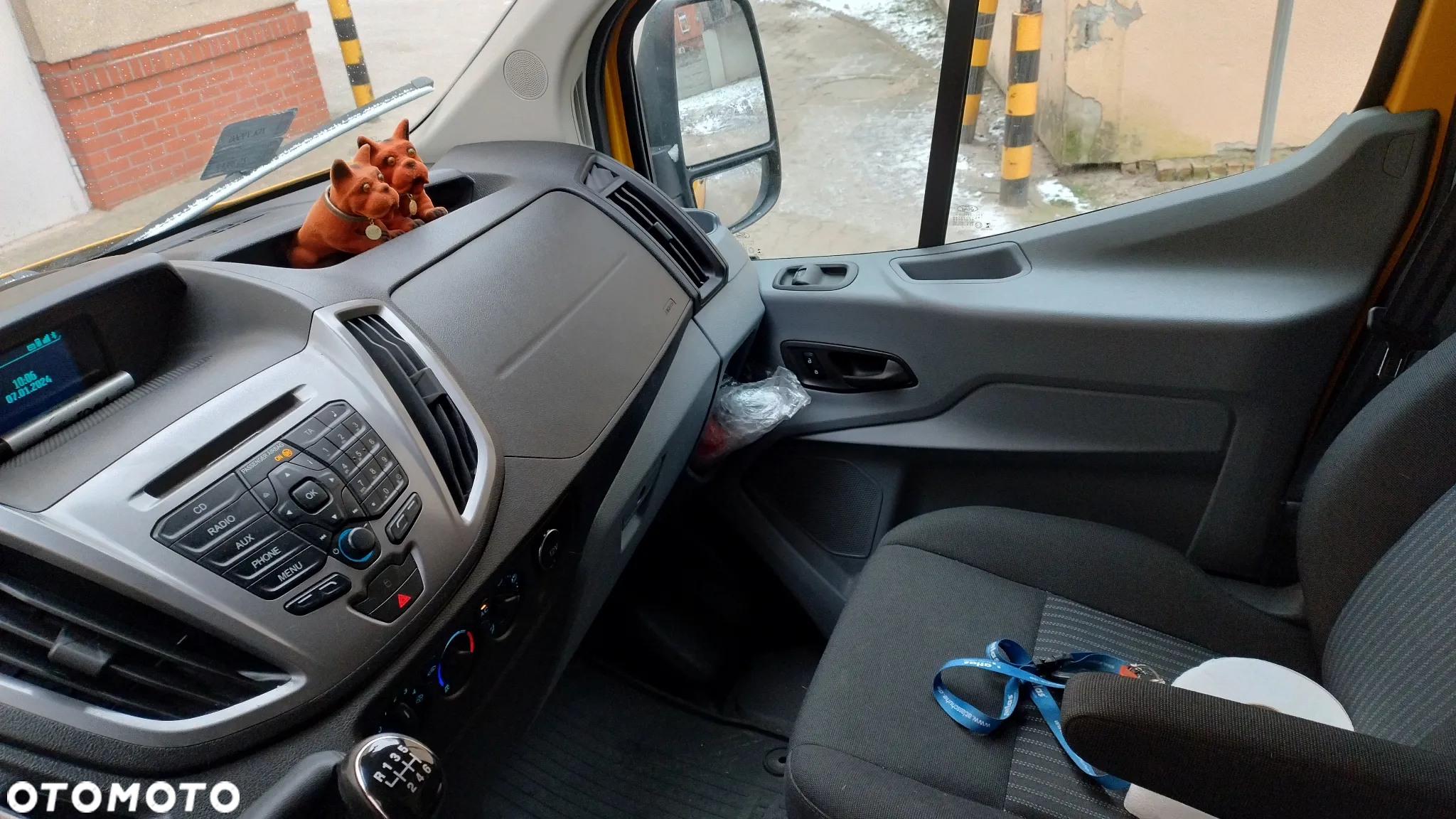 Ford TRANSIT - 4