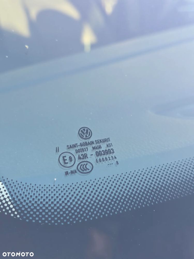 Volkswagen Passat - 33