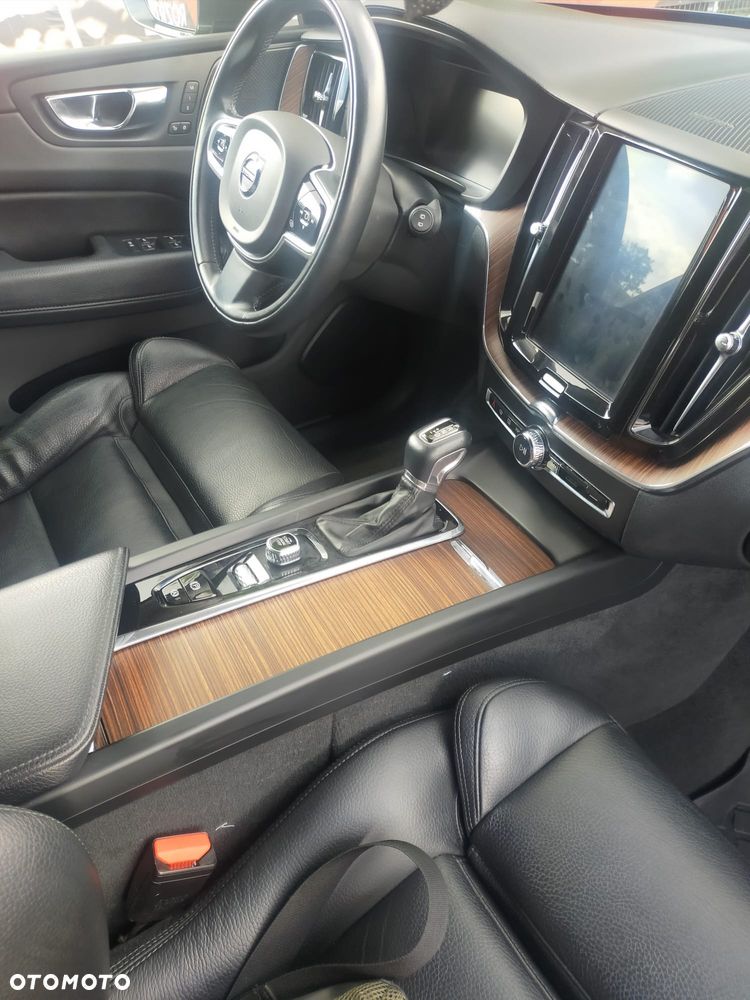 Volvo XC 60 D4 SCR Inscription - 9