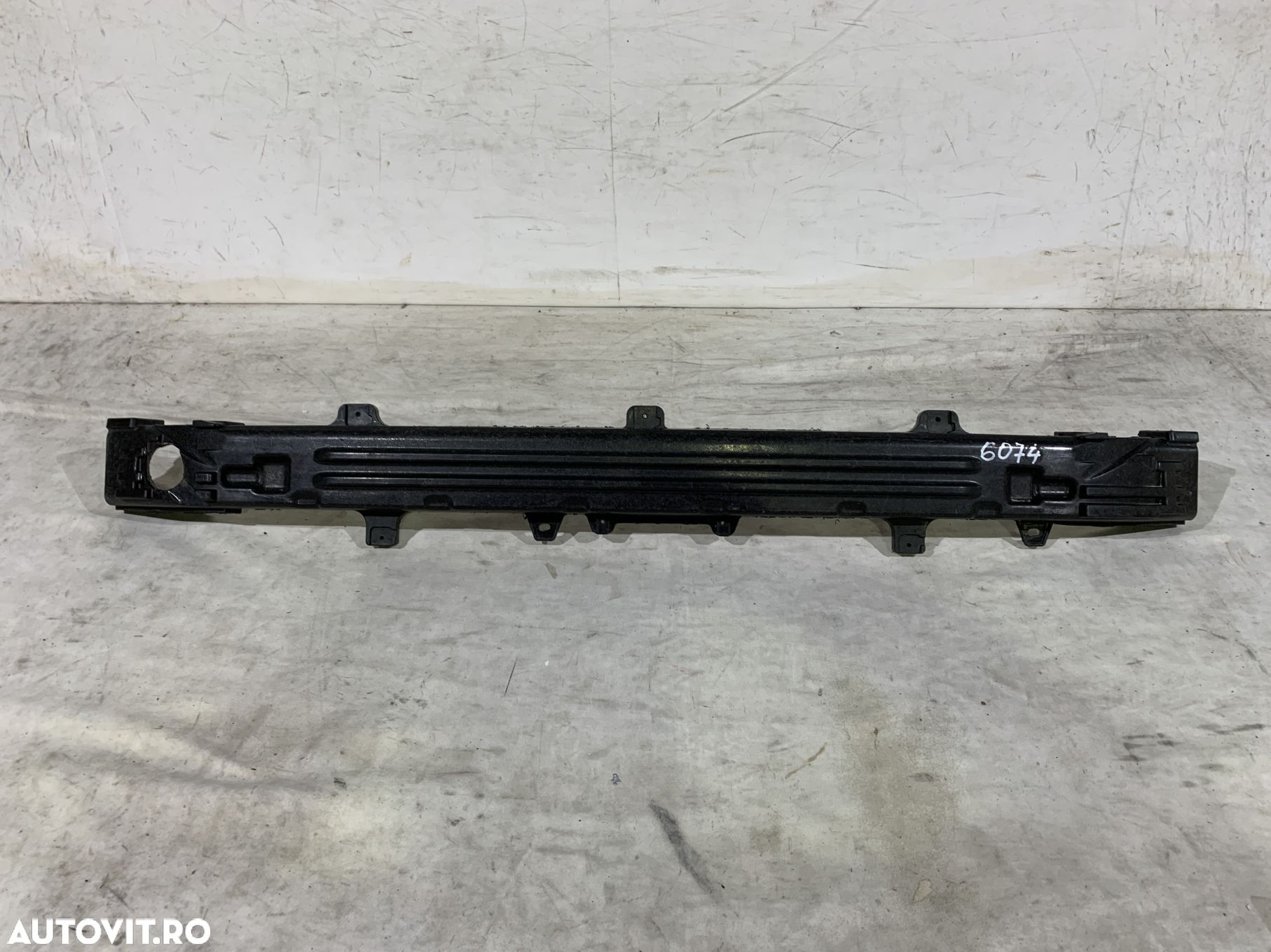 Armatura Bara spate, Hyundai Kona, 2018, 2019, 2020, 2021, 2022, cod origine OE 86631-J9100. - 1