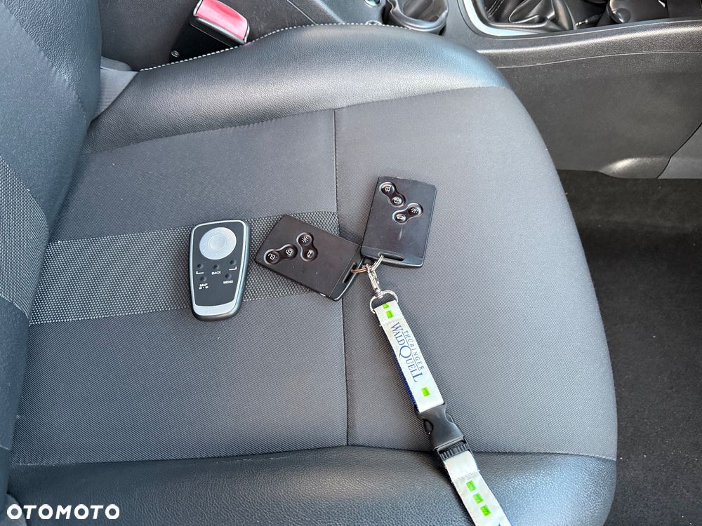 Renault Fluence 2.0 16V 140 Sportway - 19