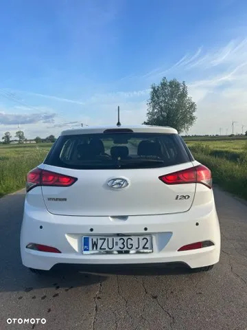 Hyundai i20 1.1 CRDi BlueDrive Fresh - 2