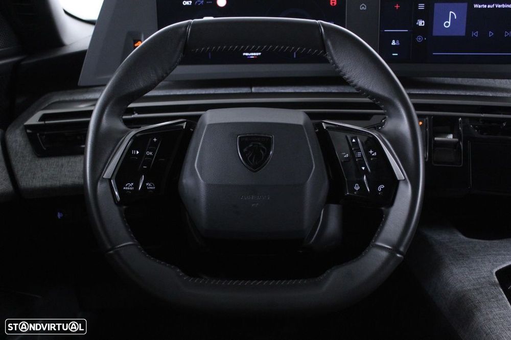 Peugeot 5008 1.2 Hybrid Allure e-DCS6 - 19