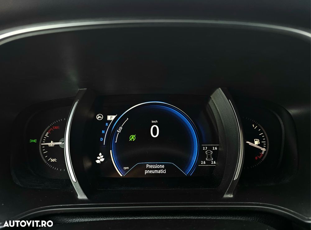 Renault Megane BLUE dCi 115 EDC INTENS - 11