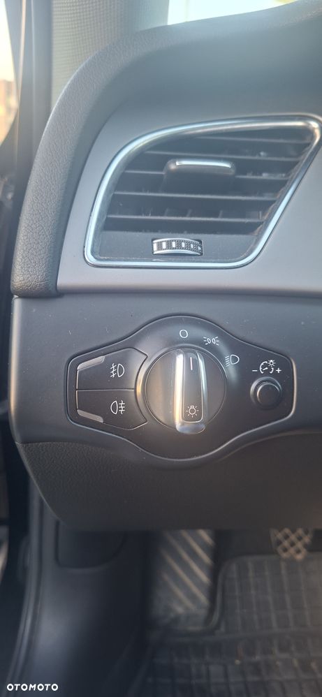 Audi A4 Avant 2.0 TDI DPF Ambiente - 21