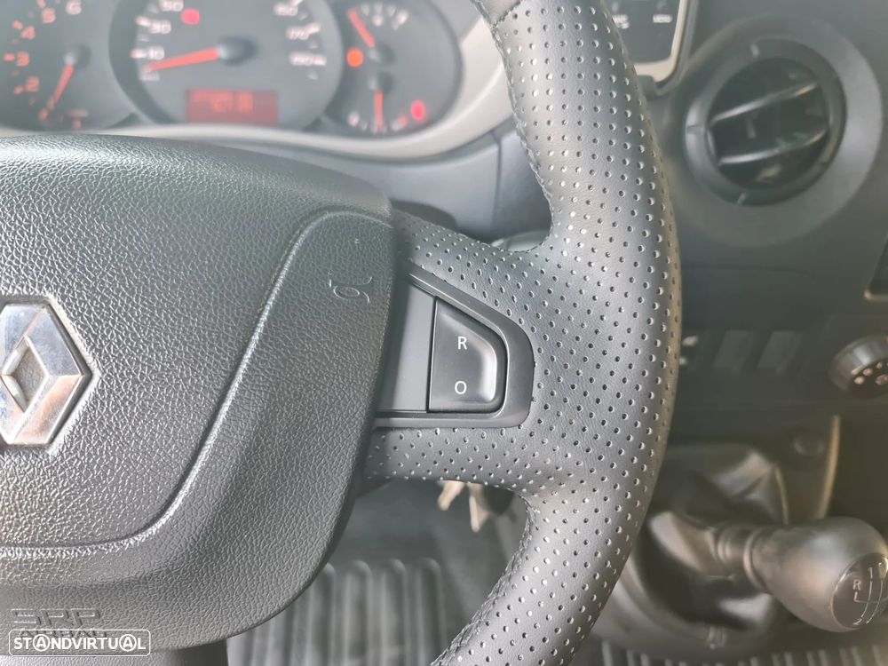Renault Master L2H2 2.3 dCi 125cv – 7 Lugares – c/ IVA Dedutível - 24