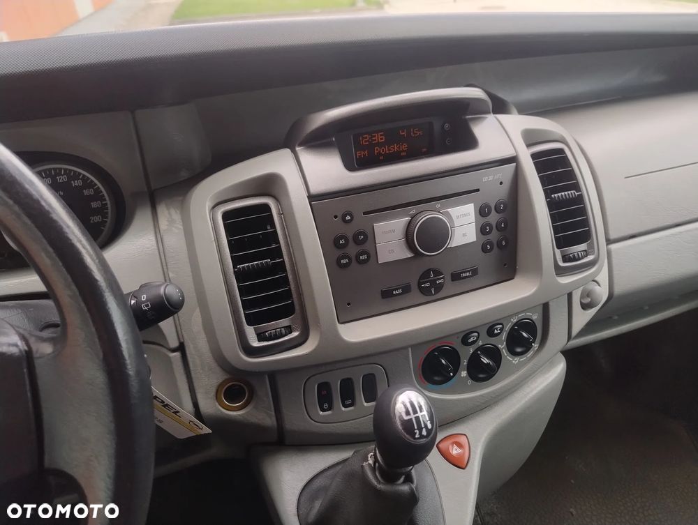 Opel Vivaro - 14