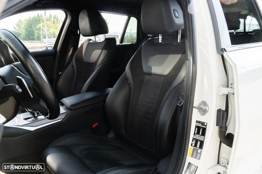 BMW 330 e Pack M Auto - 51