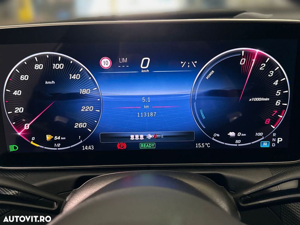 Mercedes-Benz C 300 e 4MATIC 9G-TRONIC AMG Line - 12