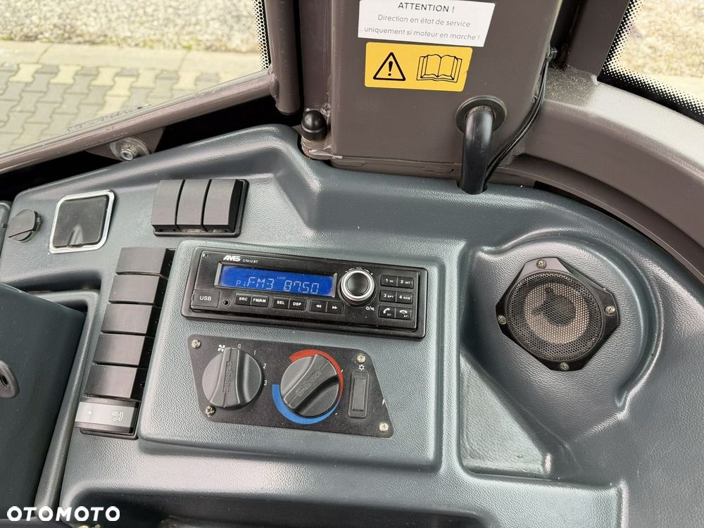Mecalac AS 700 Obrotowe ramie Szybko-Złącze Mało motogodzin - 28