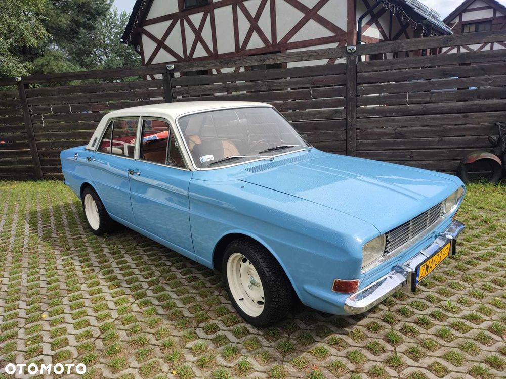 Ford Inny - 1