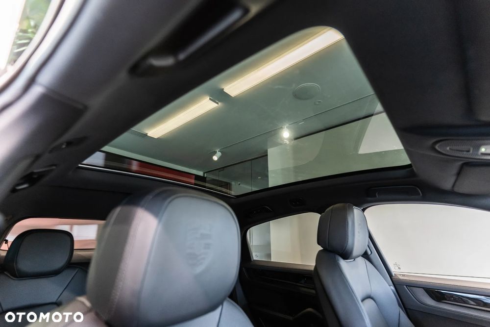 Porsche Cayenne Black Edition - 35